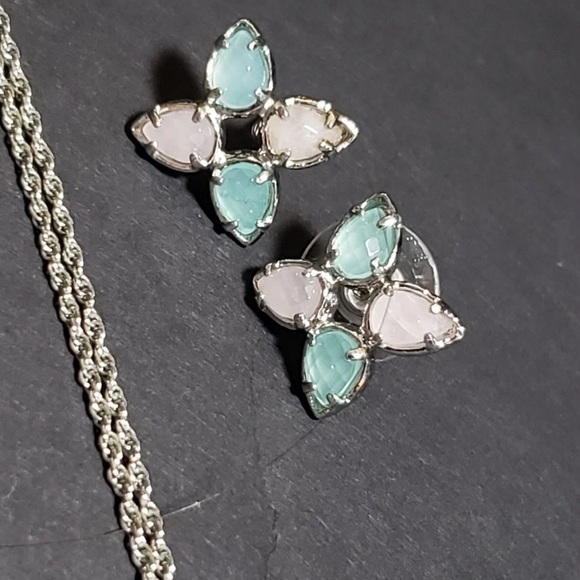 Kendra Scott Jewelry - KENDRA SCOTT TAVI SILVER EARRINGS GREEN & purple